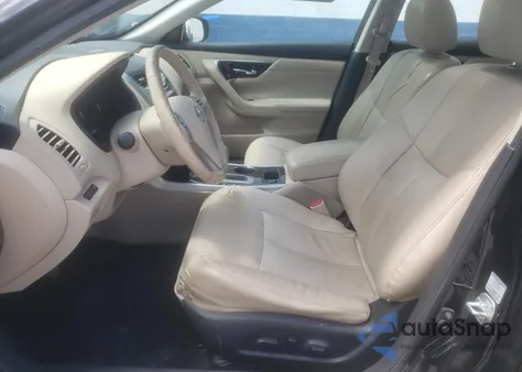 2015 Nissan Altima 2.5 из США, поврежденный, VIN 1N4AL3AP7FN403502
